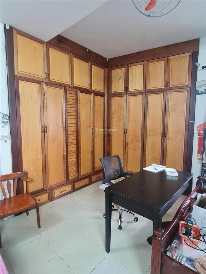 Nhà 4,6x21m, nở hậu 5.4m, 4 tầng, 5pn, hẻm âu dương lân, p. 2, q. 8