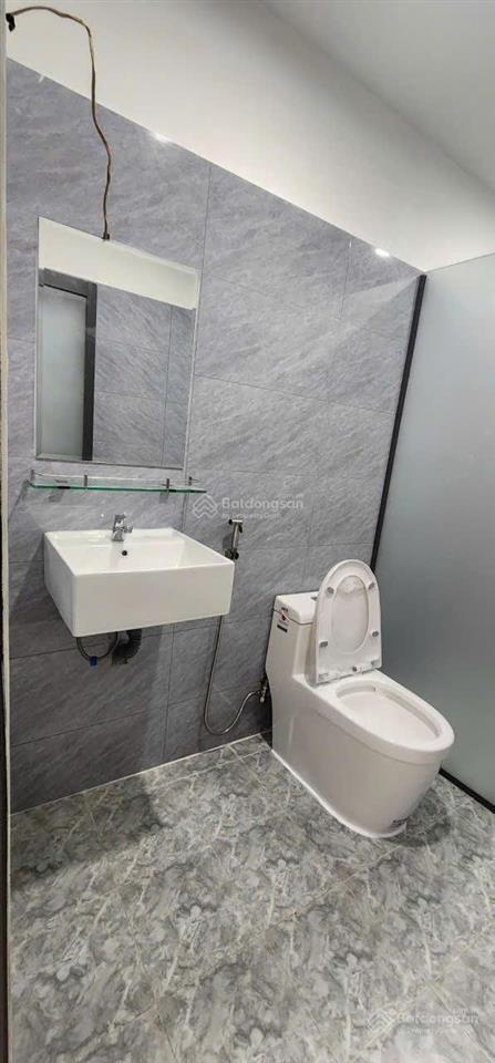 Nhà 4x16m, nở hậu 4,3m, 2 tầng, hẻm âu dương lân, p.3, q.8.