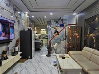 Bán nhà 4x8,2m, 1 lầu, 2pn, hẻm xe hơi bùi minh trực, p.6, q.8