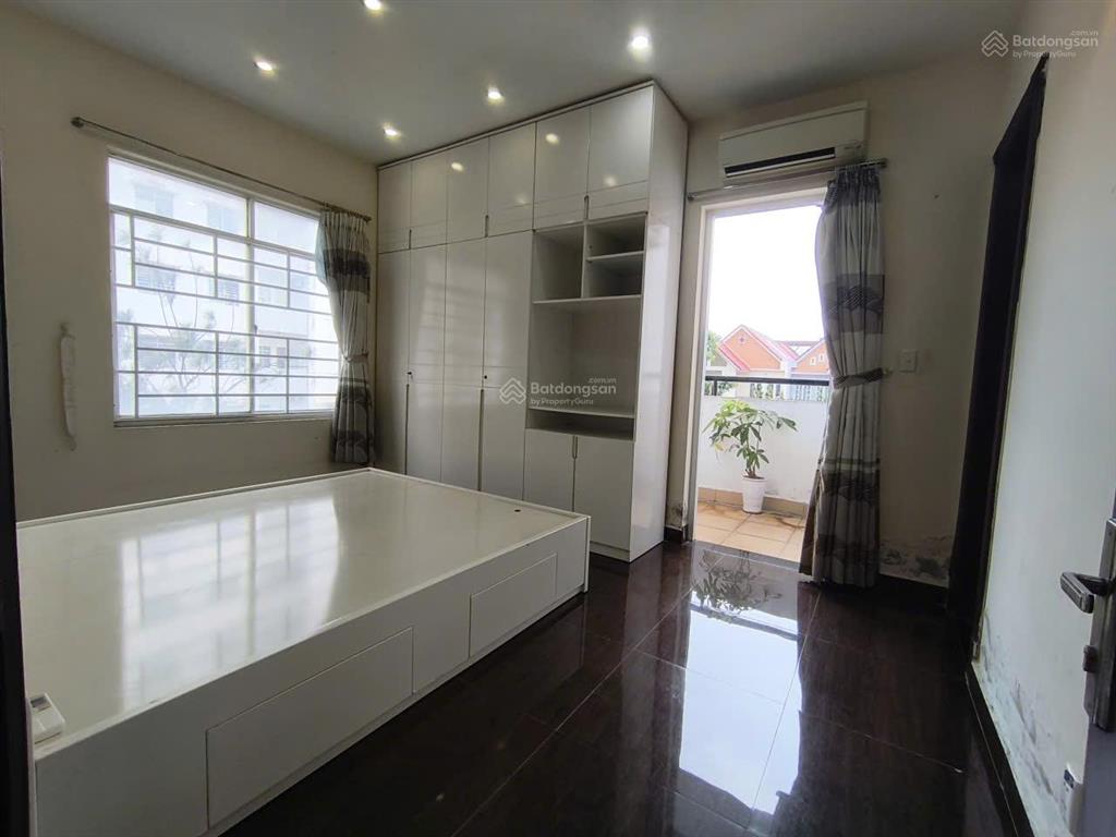Cần bán căn hộ chung cư him lam 6a, 92m2 sổ hồng, giá bán 5 tỷ ms viêm 0938 971 ***