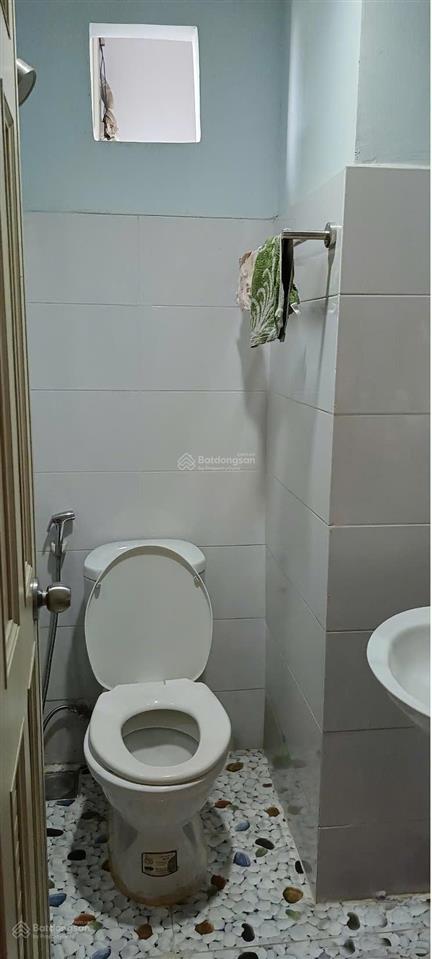 Cần bán chung cư hoàng quân, có sổ hồng, 55m2, giá 1.7 tỷ  xem nhà ms viêm 0938 971 ***