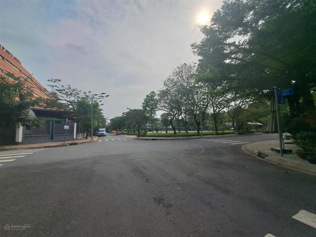 Cần bán biệt thự liền kề kdc him lam 6a, 160m2, 3 lầu, giá 29 tỷ ms viêm 0938 971 ***