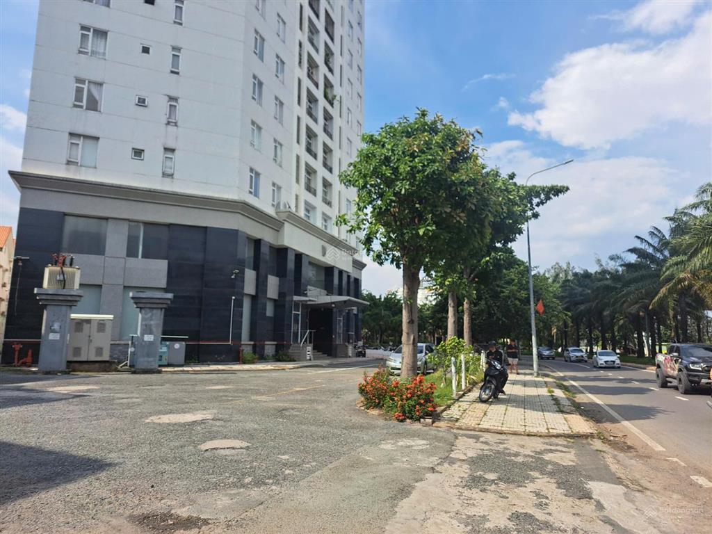 Cho thuê văn phòng tầng trệt chung cư hồng lĩnh, 200m2 giá 20tr ms viêm 0938 971 ***