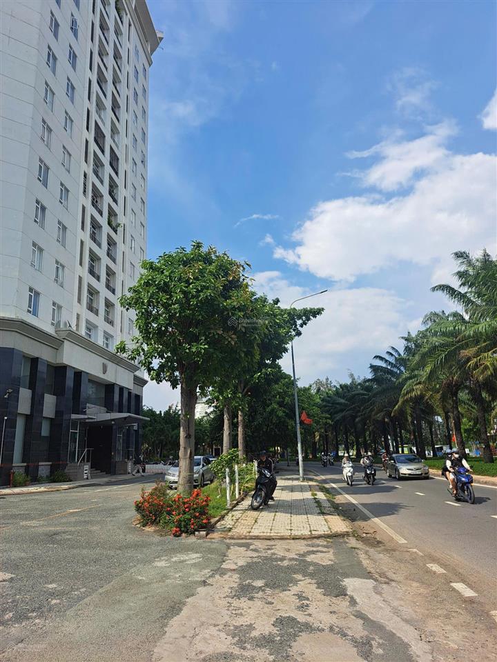 Cho thuê văn phòng tầng trệt chung cư hồng lĩnh, 200m2 giá 20tr ms viêm 0938 971 ***