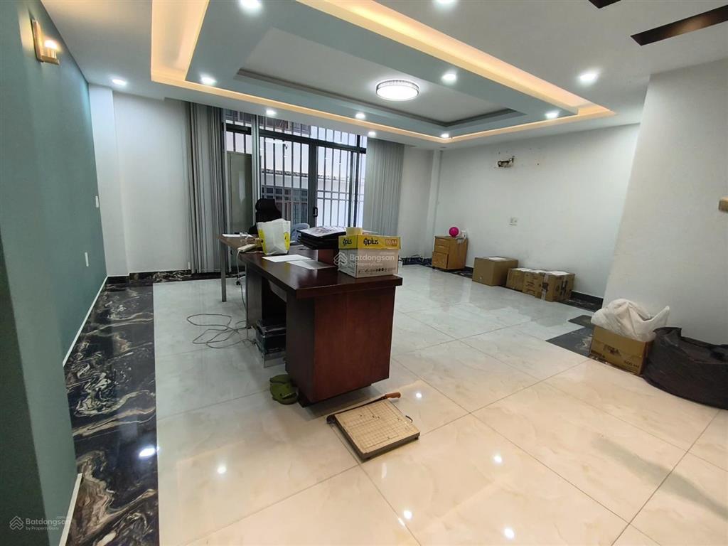 Cho thuê nhà phố kdc trung sơn, 6x20 có hầm, có thang máy, giá 45tr/tháng ms viêm