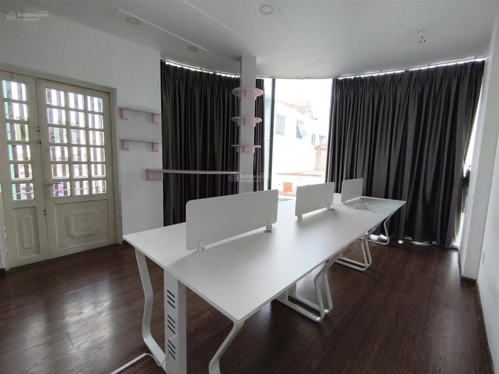 Cho thuê nhà mặt phố rạch bùng binh, 55m2, ngang 5.5m, 4 tầng giá 50tr/tháng ms viêm 0938 971 ***
