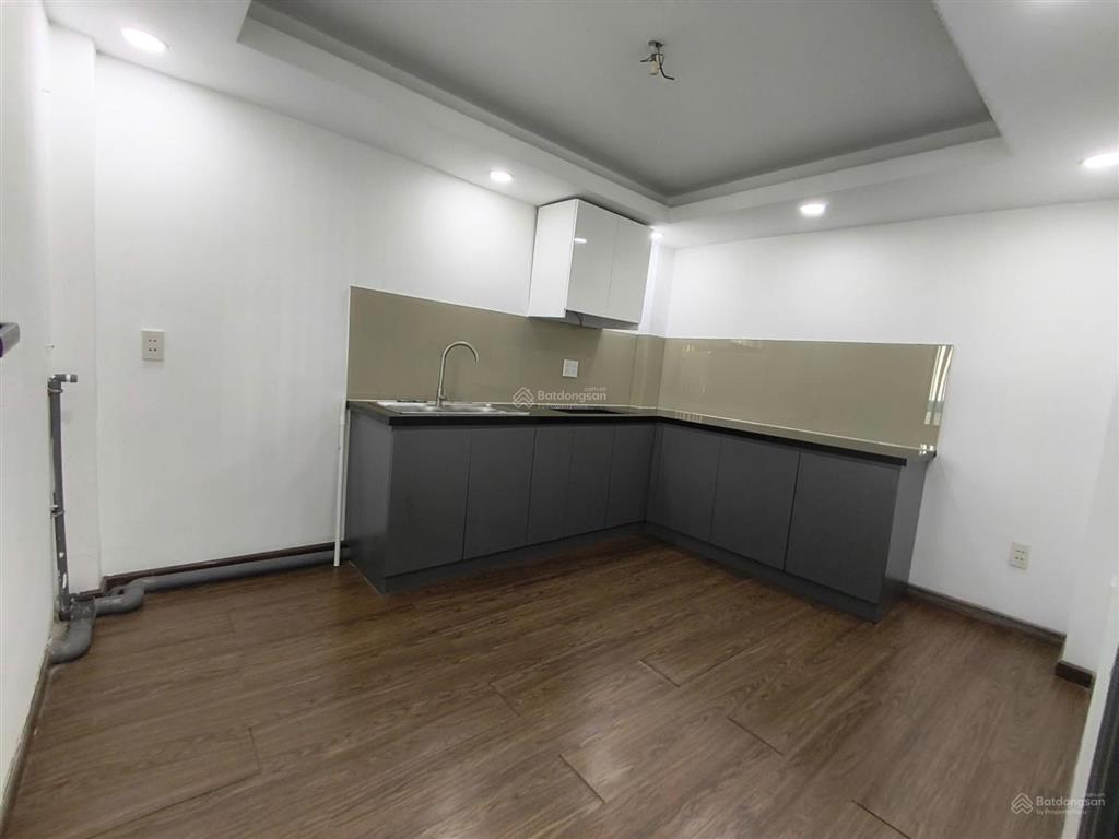 Cho thuê nhà mặt phố rạch bùng binh, 55m2, ngang 5.5m, 4 tầng giá 50tr/tháng ms viêm 0938 971 ***