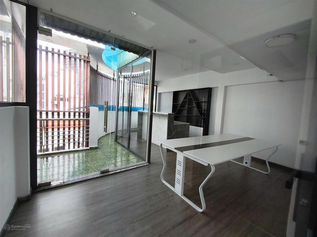 Cho thuê nhà mặt phố rạch bùng binh, 55m2, ngang 5.5m, 4 tầng giá 50tr/tháng ms viêm 0938 971 ***