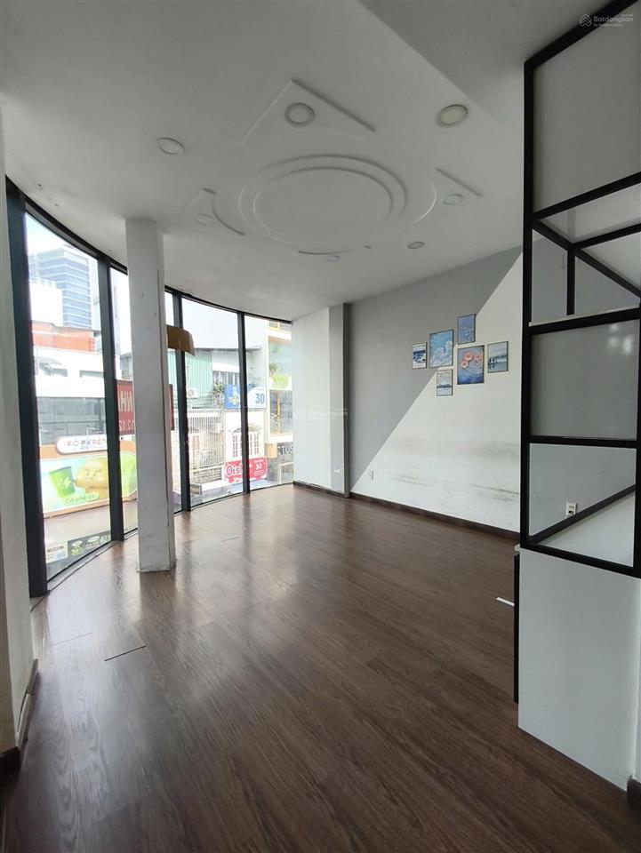 Cho thuê nhà mặt phố rạch bùng binh, 55m2, ngang 5.5m, 4 tầng giá 50tr/tháng ms viêm 0938 971 ***