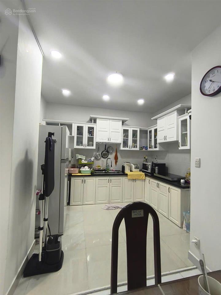 Cần bán căn hộ chung cư him lam 6a, 130m2, 3pn giá 6.5 tỷ ms viêm 0938 971 ***