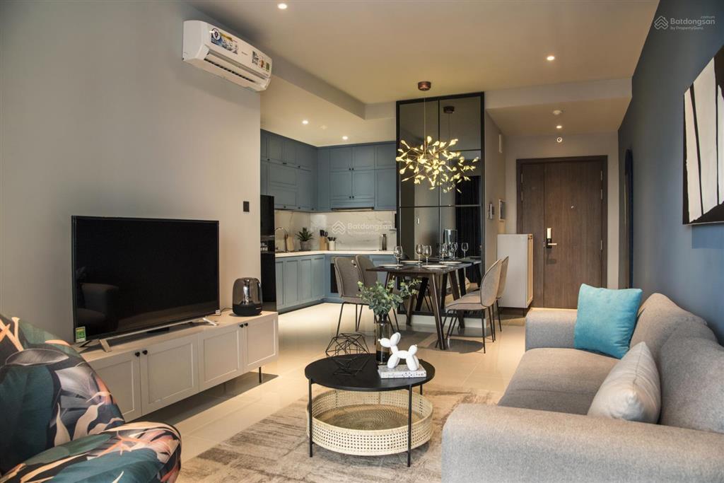 Bán căn hộ bến vân đồn  saigon royal 88m² giá tốt view toàn thành phố.  0909 024 ***