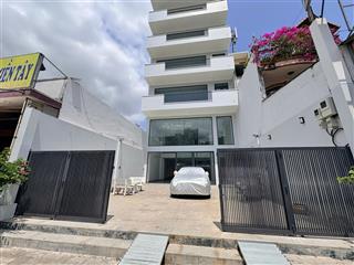 Cho thuê mặt bằng kinh doanh quận 7 diện tích lớn, lối đi riêng, giá tốt.