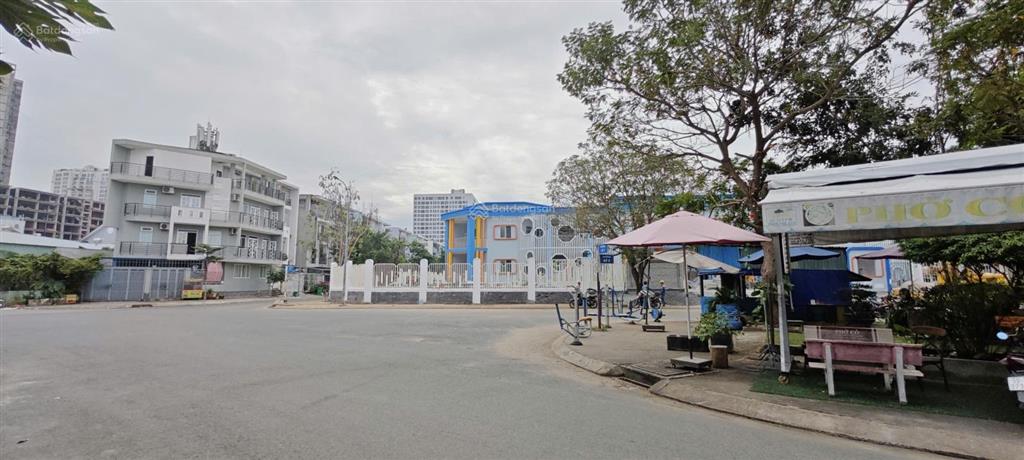 Bán đất khu dân cư sadeco phước kiển nền nhà phố diện tích 5x20m giá 9,5 tỷ