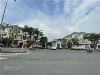 Bán gấp căn mặt tiền liên phường dt 8x22.5 giá 46 tỷ dtsd 800m2 sổ hồng hoàn công