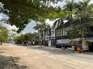 Bán nhà bt kiến á, dt 20x24m, giá 72tr/m2 sát trục liên phường thông qua global city sổ đỏ cá nhân