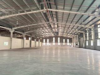 Bán kho xưởng dt 40x101m tầng 2 lửng kcn đức hòa 3, giá 36 tỷ sát giá trực tiếp chủ