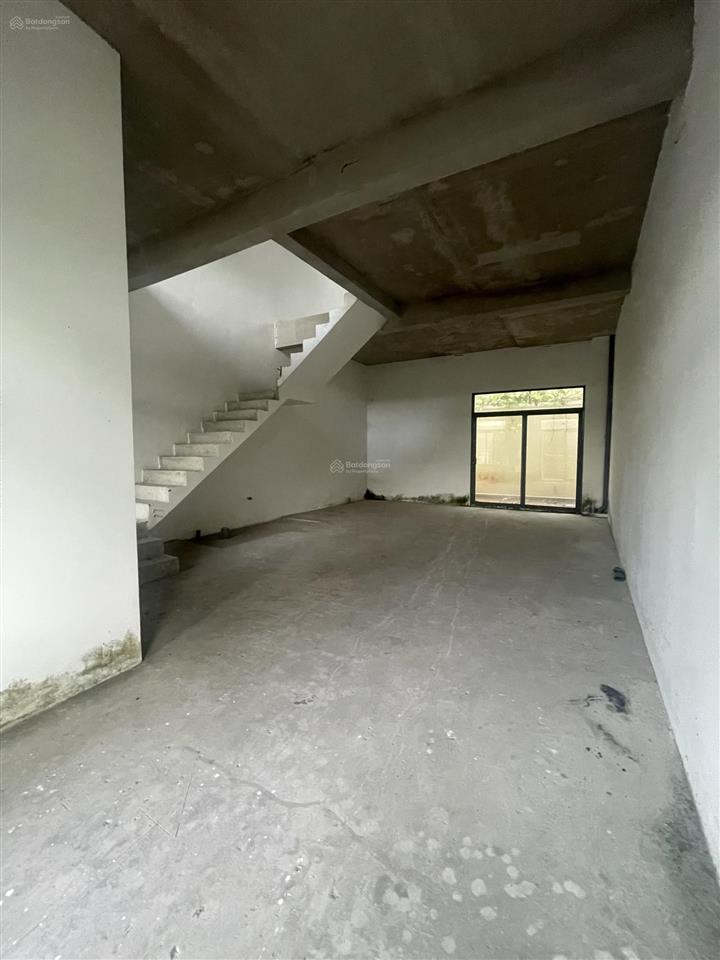 Bán nhà biệt thự verosa park dt 6x15m, giá 14 ty nhà thô hướng mát