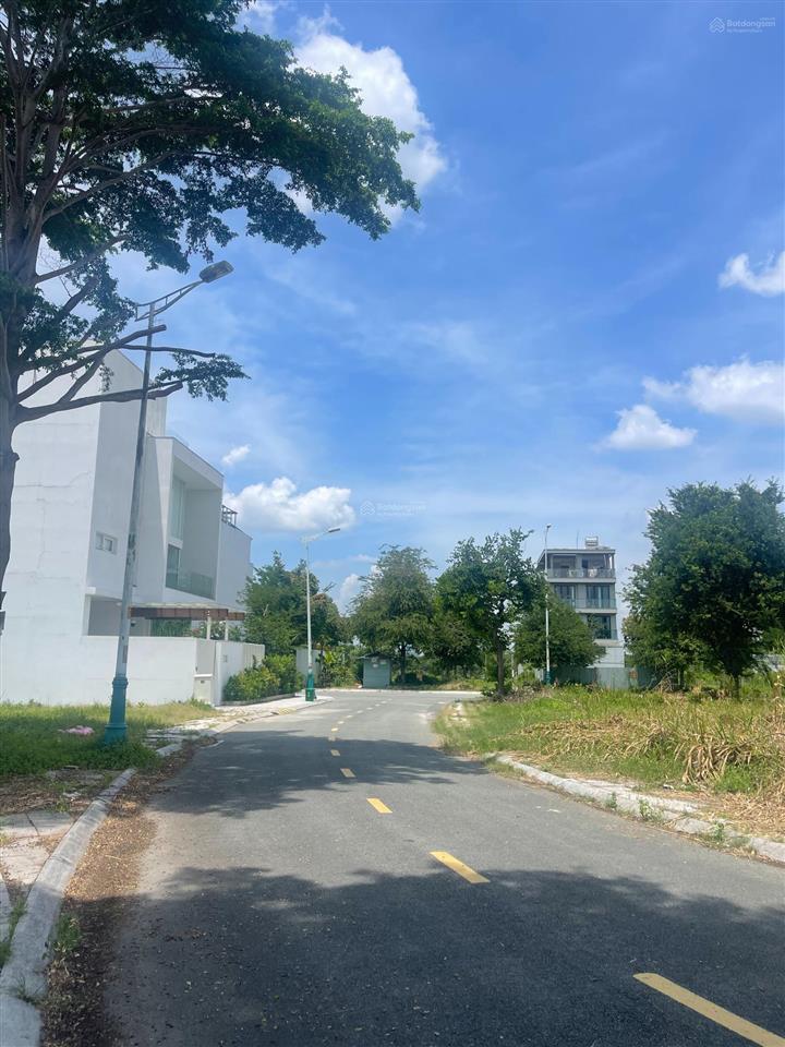 Bán đất villa thủ thiêm thạnh mỹ lợi q2 dt 11x20m giá 150tr/m2