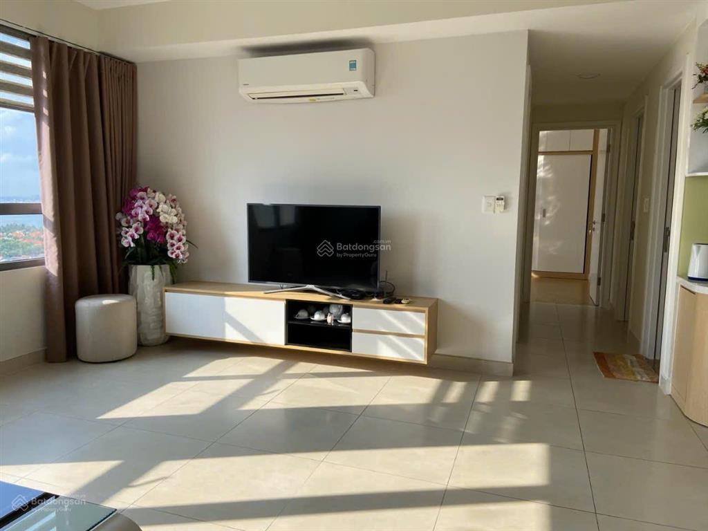 Bán nhanh căn 3pn view sông thoáng, giá 11 tỷ full nội thất, nhà trống xem nhà 24/7
