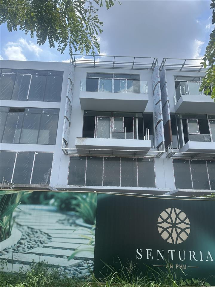 Cho thuê shophouse mt song hành cạnh lake view dt 7x22 giá thuê 100tr / tháng