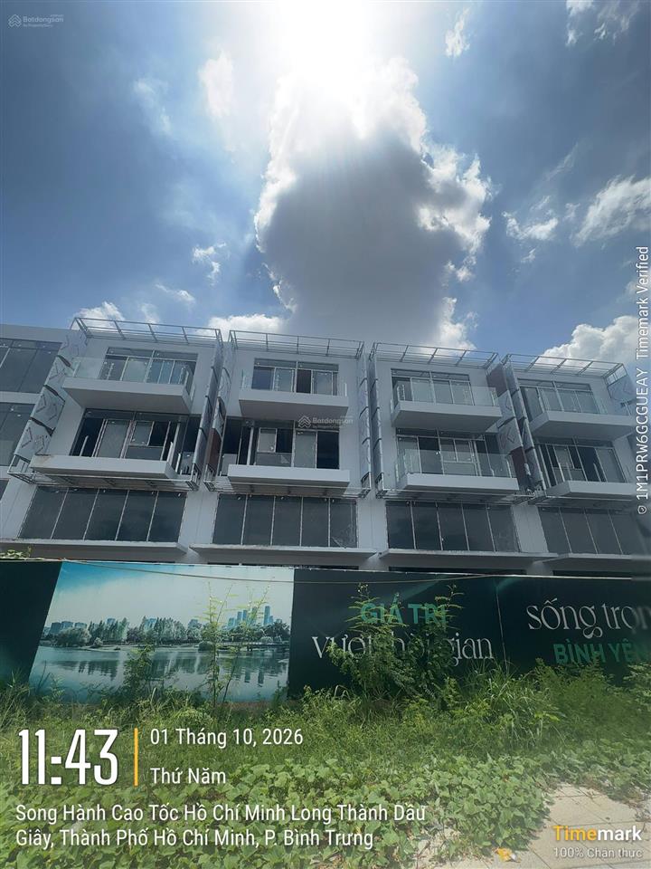 Cho thuê shophouse mt song hành cạnh lake view dt 7x22 giá thuê 100tr / tháng