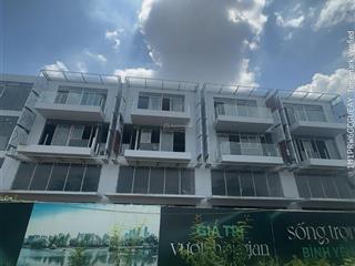 Cho thuê shophouse mt song hành cạnh lake view dt 7x22 giá thuê 100tr / tháng