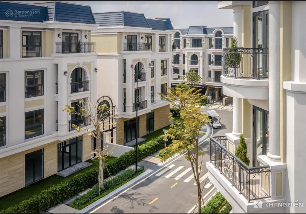 Bán căn gốc classia dt 10x20.2 thiết kế 4 lầu gốc view cv giá tốt giá 28.9 tỷ hàng hiếm.