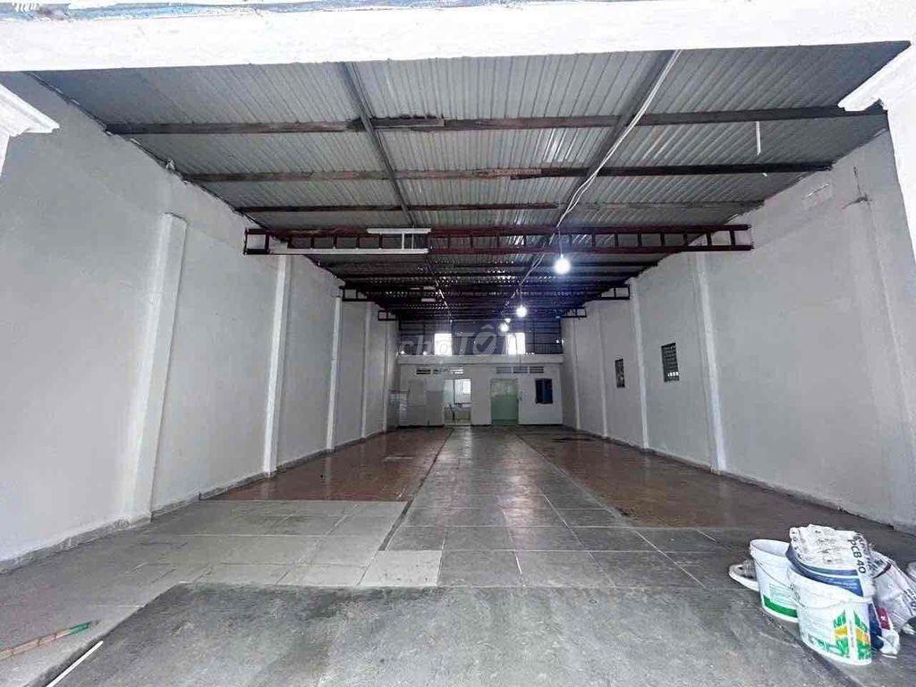 Cho thuê kho 8m x 12m.Mặt Tiền Đường Lê Thị Riêng.Phường  Thới An.Q12