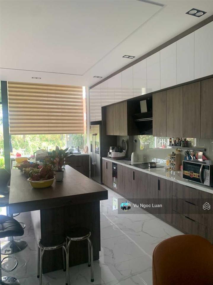 Biệt thự có hầm xe riêng đẳng cấp, biệt thự galleria 10x24,5m, giá 26 tỷ hoàn thiện 0901 319 ***