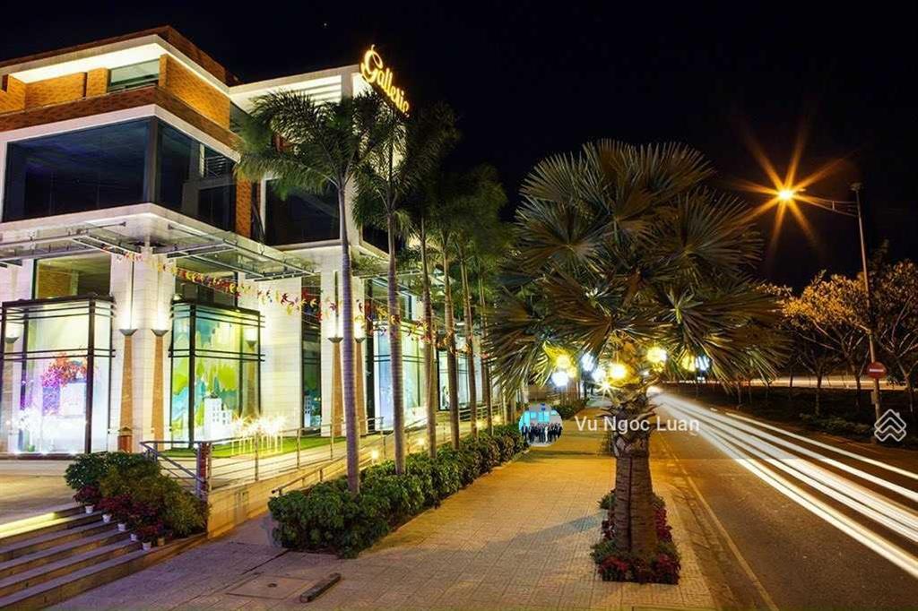 Biệt thự có hầm xe riêng đẳng cấp, biệt thự galleria 10x24,5m, giá 26 tỷ hoàn thiện 0901 319 ***