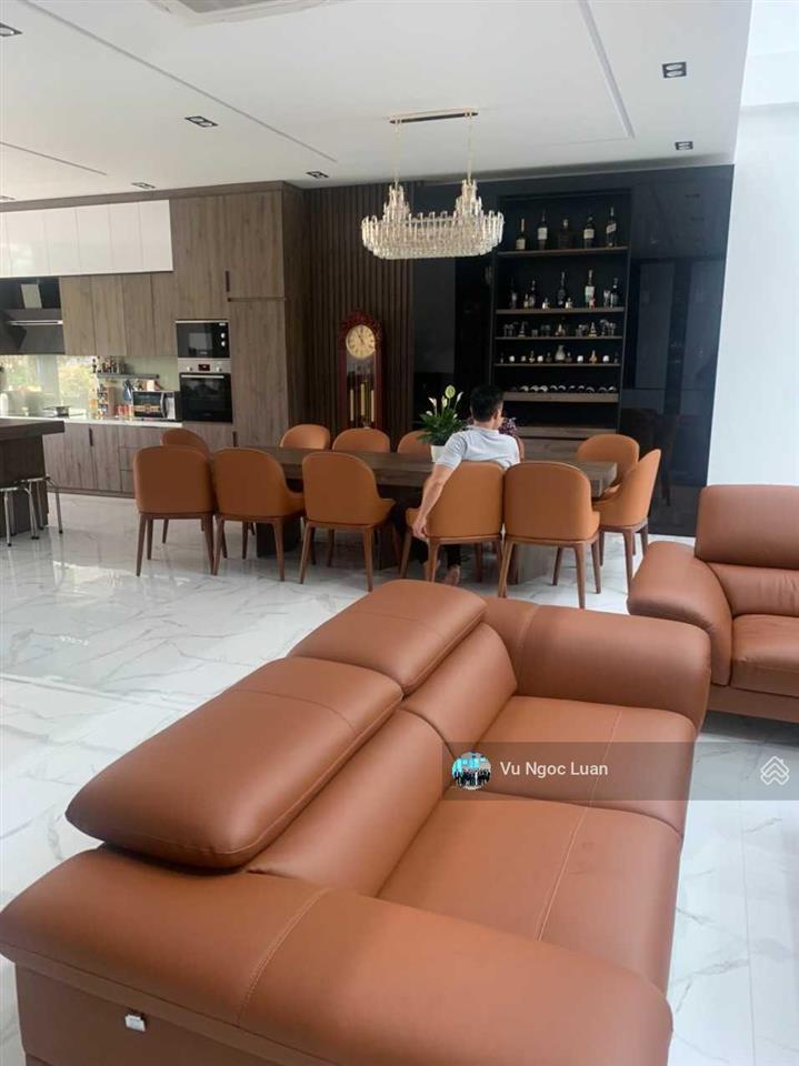 Biệt thự có hầm xe riêng đẳng cấp, biệt thự galleria 10x24,5m, giá 26 tỷ hoàn thiện 0901 319 ***