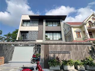 Bán gấp villa quận 7 khu tân quy đông 12mx20m 390m2 thiết kế 7 phòng full nội thất cao cấp