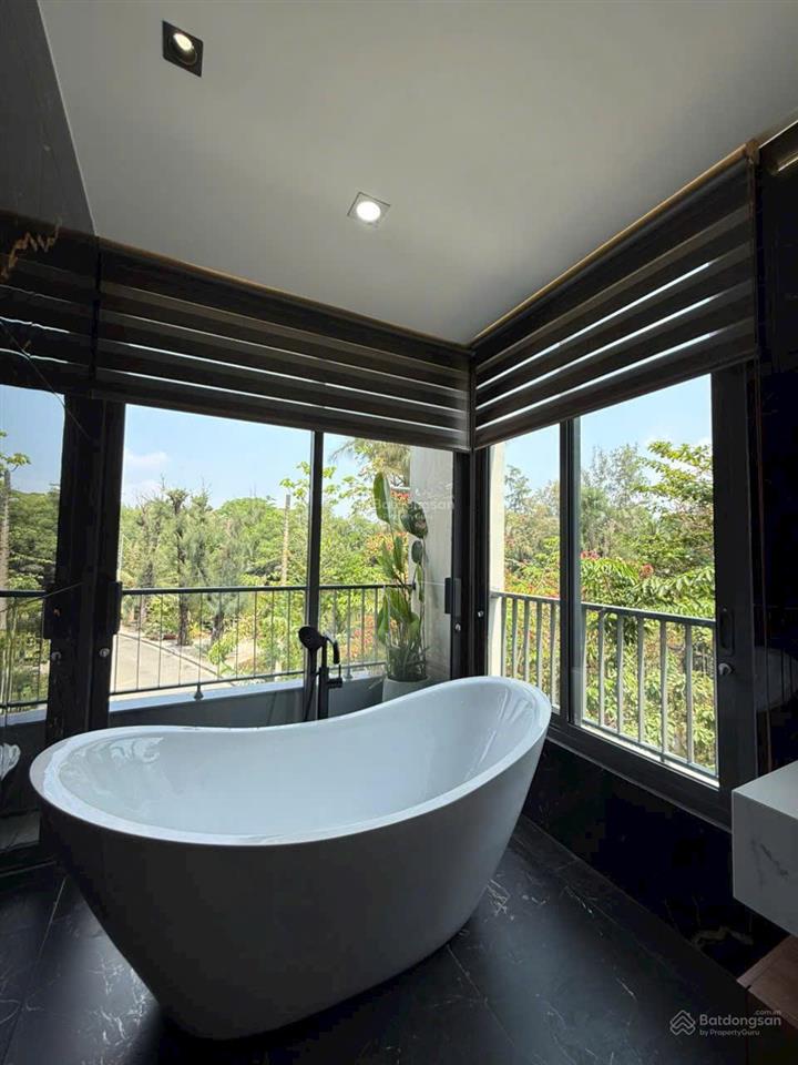 Bán gấp villa quận 7 khu tân quy đông 12mx20m 390m2 thiết kế 7 phòng full nội thất cao cấp