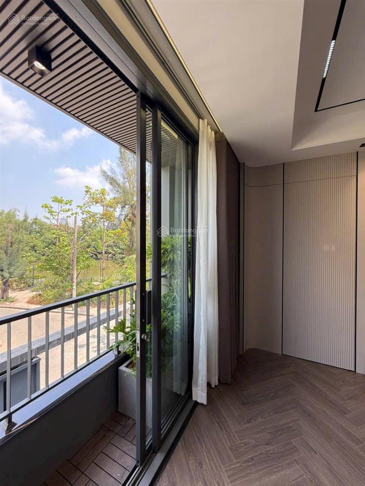 Bán gấp villa quận 7 khu tân quy đông 12mx20m 390m2 thiết kế 7 phòng full nội thất cao cấp
