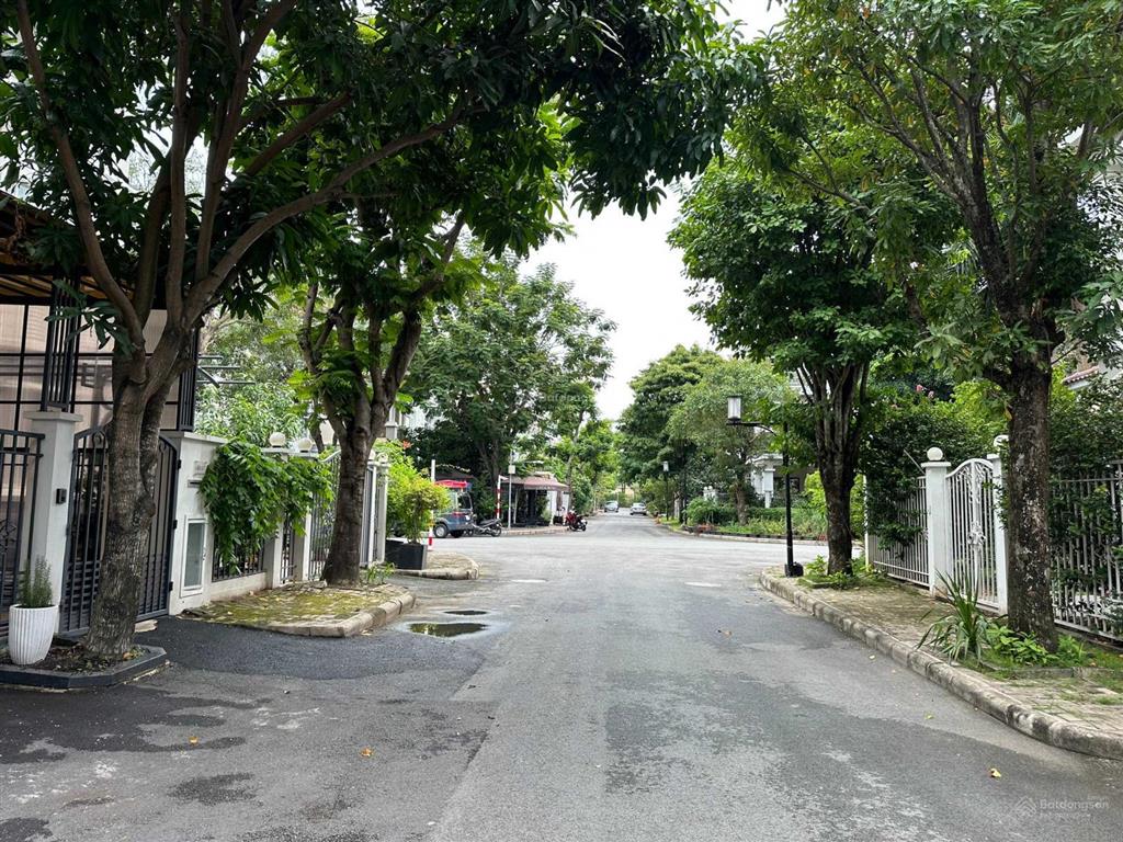 Chính chủ bán căn biệt thự mỹ phú 3, p tân phú, pmh, quận 7, 0919 582 ***