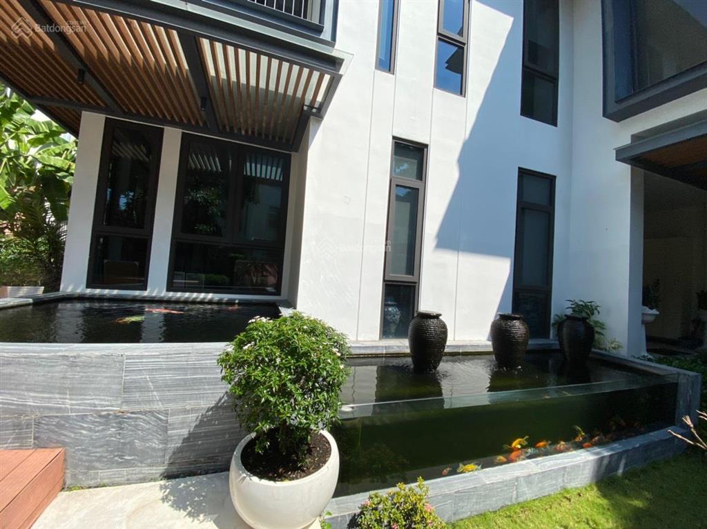 Chính chủ bán căn biệt thự song lập mỹ kim, phú mỹ hưng, quận 7. dt đất 9,5* 19m,  0919 582 ***