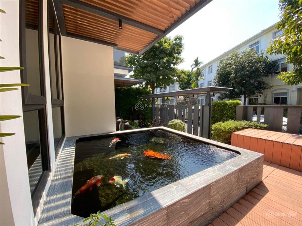 Chính chủ bán căn biệt thự song lập mỹ kim, phú mỹ hưng, quận 7. dt đất 9,5* 19m,  0919 582 ***