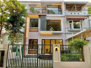 Chính chủ cần tiền bán gấp căn biệt thự góc mỹ giang 1, dt 11,75mx18m nhà đậu được 3 xe hơi