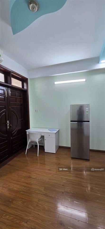 Cho thuê phòng giá rẻ, sạch đẹp, an ninh, gần trường đại học marketing, quận 7.  0987 899 ***