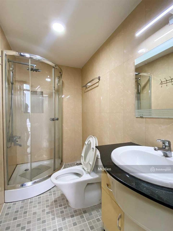 Cho thuê phòng giá rẻ, sạch đẹp, an ninh, gần trường đại học marketing, quận 7.  0987 899 ***