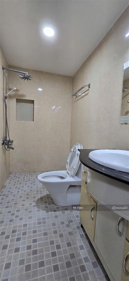 Cho thuê phòng giá rẻ, sạch đẹp, an ninh, gần trường đại học marketing, quận 7.  0987 899 ***