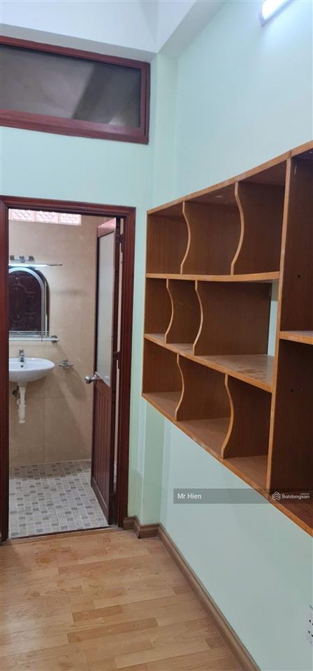 Cho thuê phòng giá rẻ, sạch đẹp, an ninh, gần trường đại học marketing, quận 7.  0987 899 ***