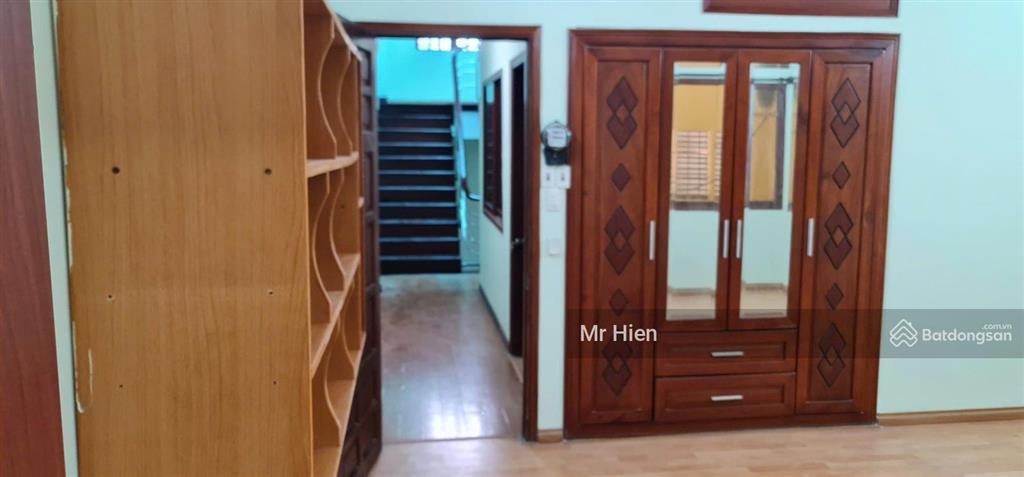 Cho thuê phòng giá rẻ, sạch đẹp, an ninh, gần trường đại học marketing, quận 7.  0987 899 ***