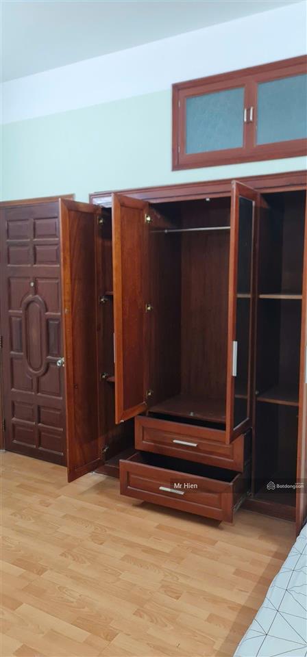 Cho thuê phòng giá rẻ, sạch đẹp, an ninh, gần trường đại học marketing, quận 7.  0987 899 ***