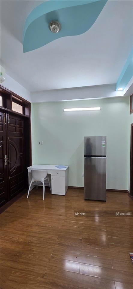 Cho thuê phòng giá rẻ, sạch đẹp, an ninh, gần trường đại học marketing, quận 7.  0987 899 ***