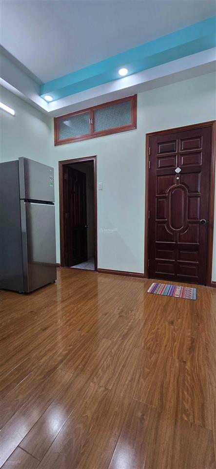 Cho thuê phòng 23m2 cạnh trường đại học marketing, gần kcx tân thuận, q7  0987 899 ***
