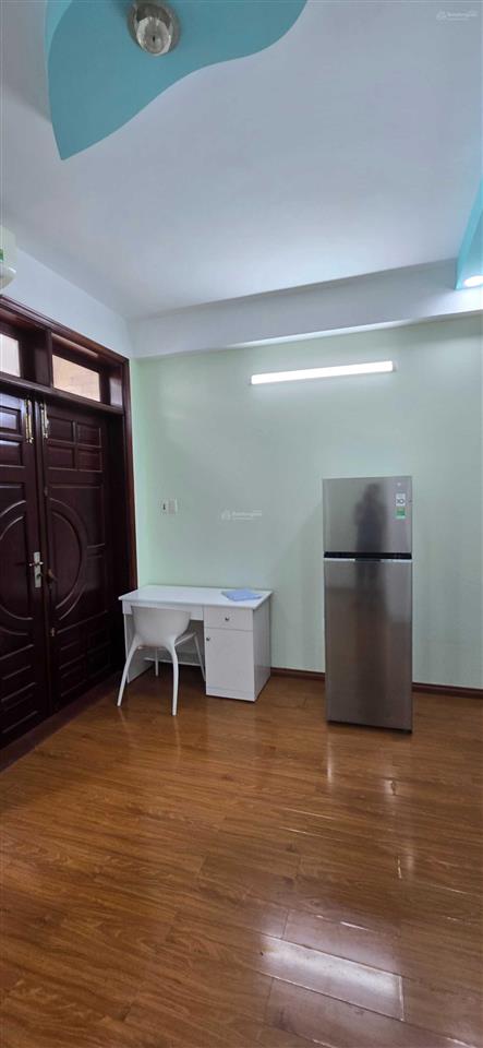 Cho thuê phòng 23m2 cạnh trường đại học marketing, gần kcx tân thuận, q7  0987 899 ***