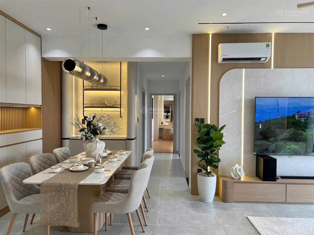 Cần bán căn hộ trung tâm phú mỹ hưng, giá rẻ 7.5 tỷ dt 120m2,  0918 786 *** minh
