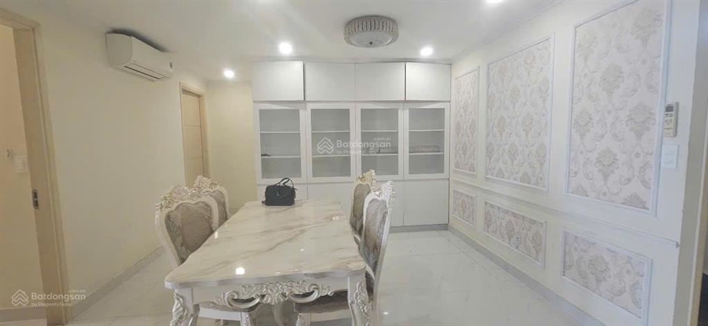 Căn hộ cosmo city 121m², gần đủ nội thất, căn góc, giá thuê 14tr5/tháng.  0909 448 *** hiền