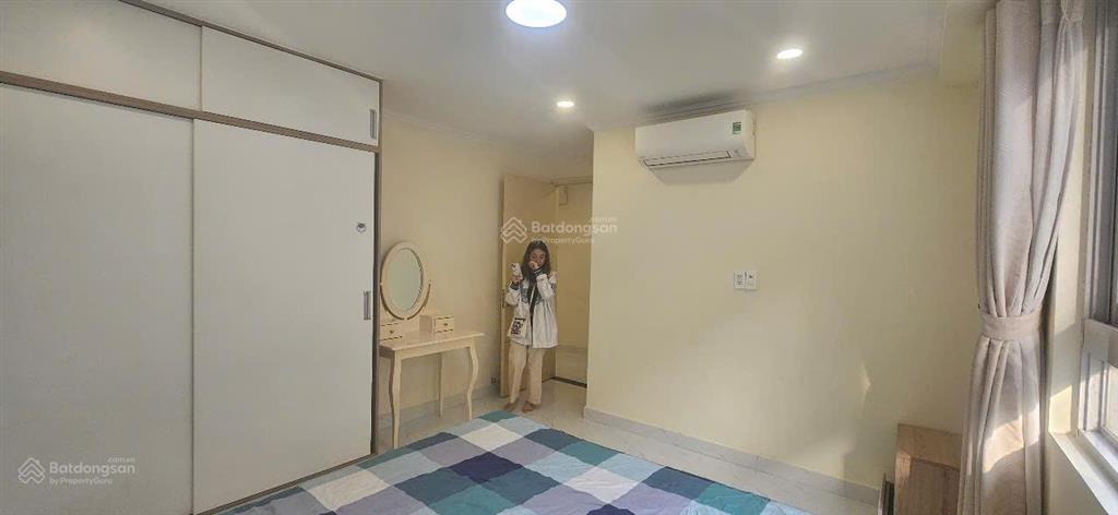 Căn hộ cosmo city 121m², gần đủ nội thất, căn góc, giá thuê 14tr5/tháng.  0909 448 *** hiền